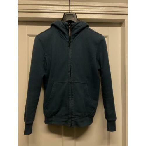 CP Company vest, capuchon met goggles. Middenblauw maat S