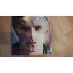 Bowie, David - boekwerk op LP formaat in zeer goede conditie