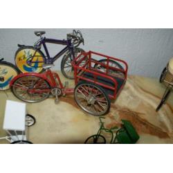 Mooie collectie miniatuur fietsen