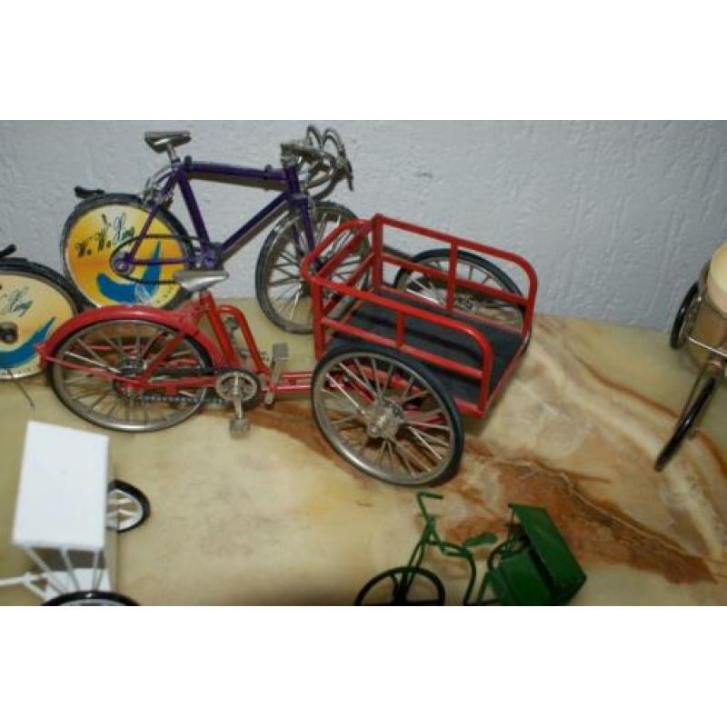 Mooie collectie miniatuur fietsen