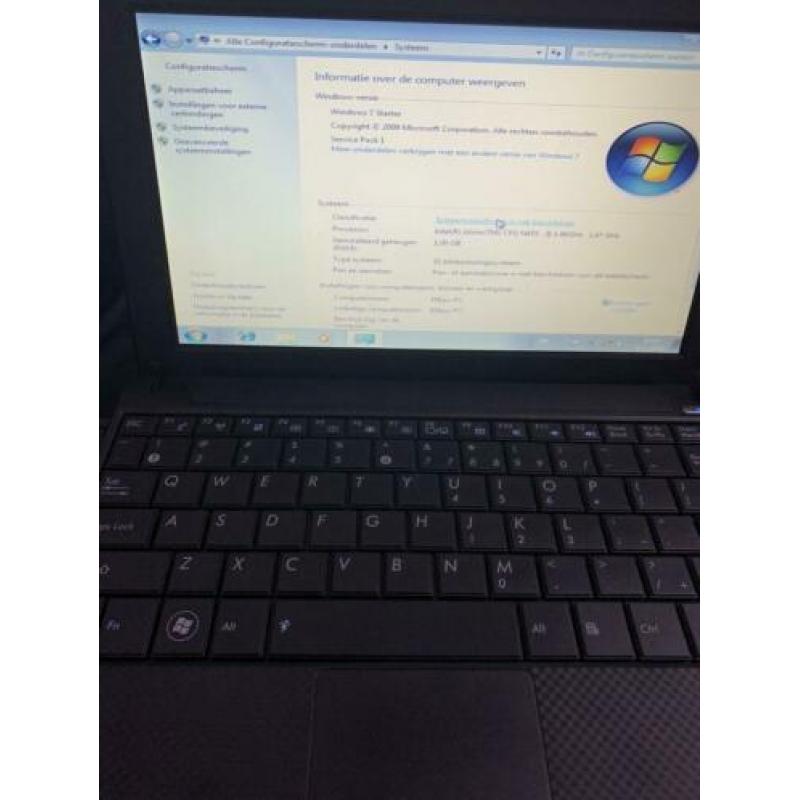Mini laptop in nieuwe staat