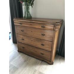Mooie eikenhouten ladekast