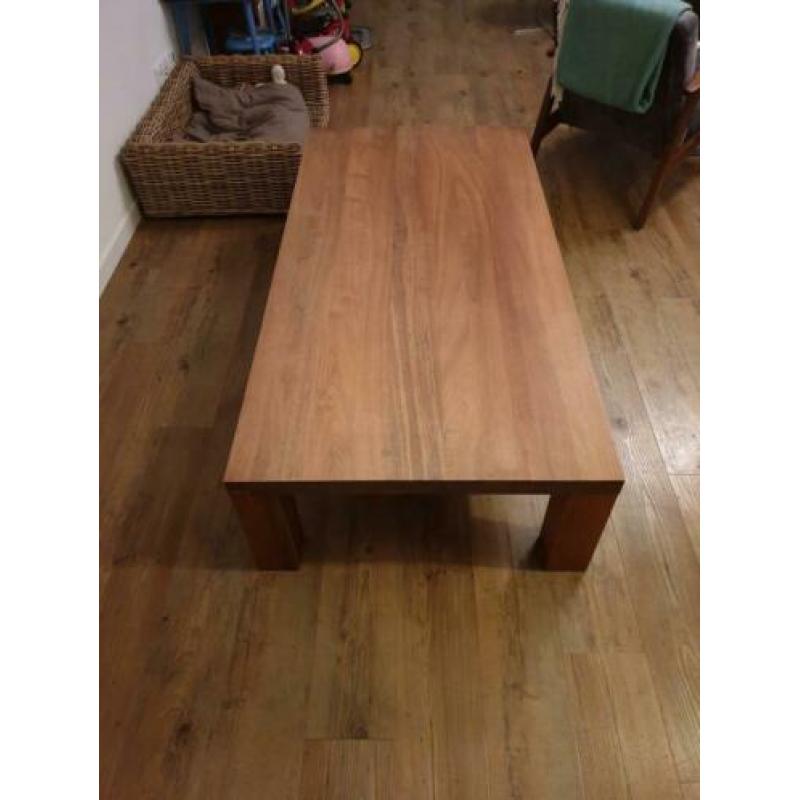Salontafel groot van hout, Bert Plantagie