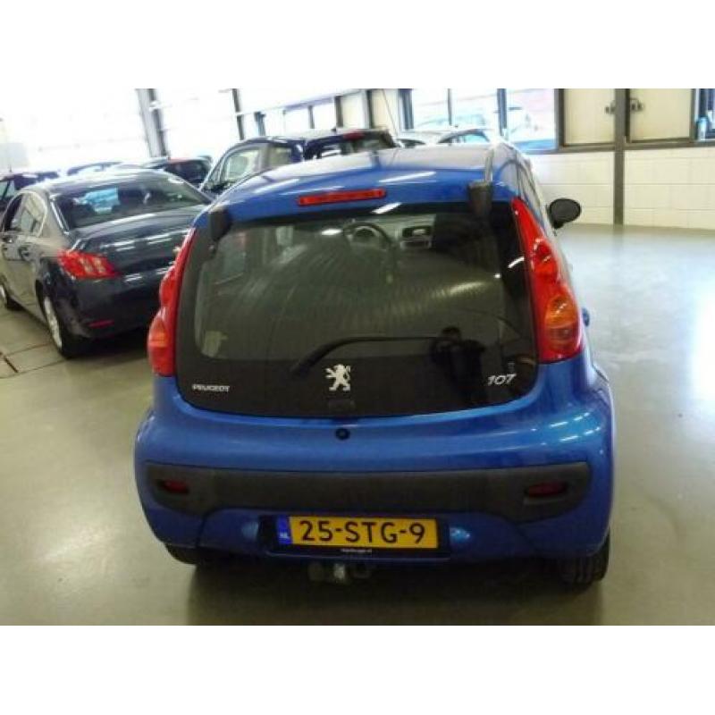 Peugeot 107 1.0 12V 5DR(Dealer onderhouden,trekhaak)