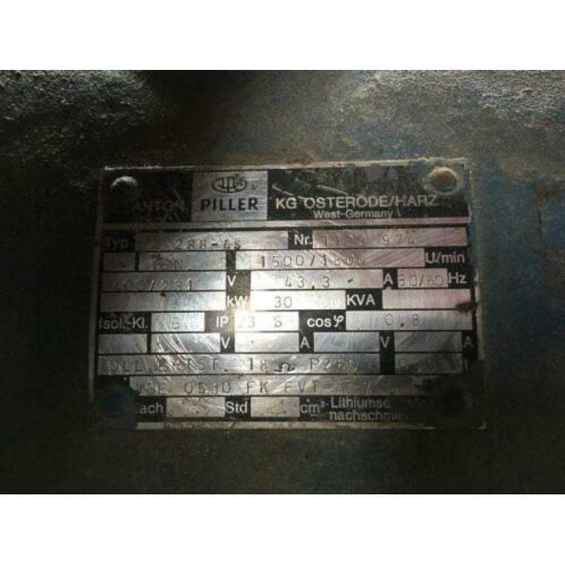 Deutz F4L 912 Piller 43 kVA generatorset met ATS