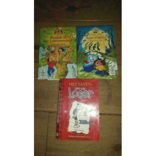 3 kinderboeken leven van een Loser en 2x Dolfje weerwolfje