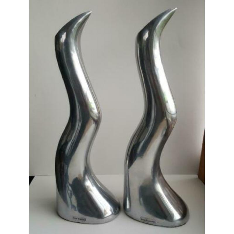 Twee massieve aluminium kandalaars, Anna Everlund