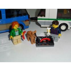 Lego 60117 Van & Caravan met boekjes Als nieuw