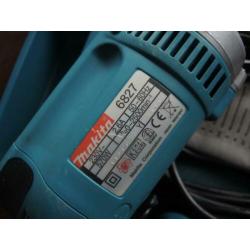 Makita schroefmachine 6827