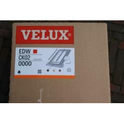 velux dakraam GGL CK02 2070Q 55x78 cm en EDW gootstukken