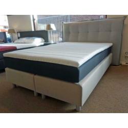 Actie! Direct leverbaar Boxspring 140 x 200 cm. MPE-9306