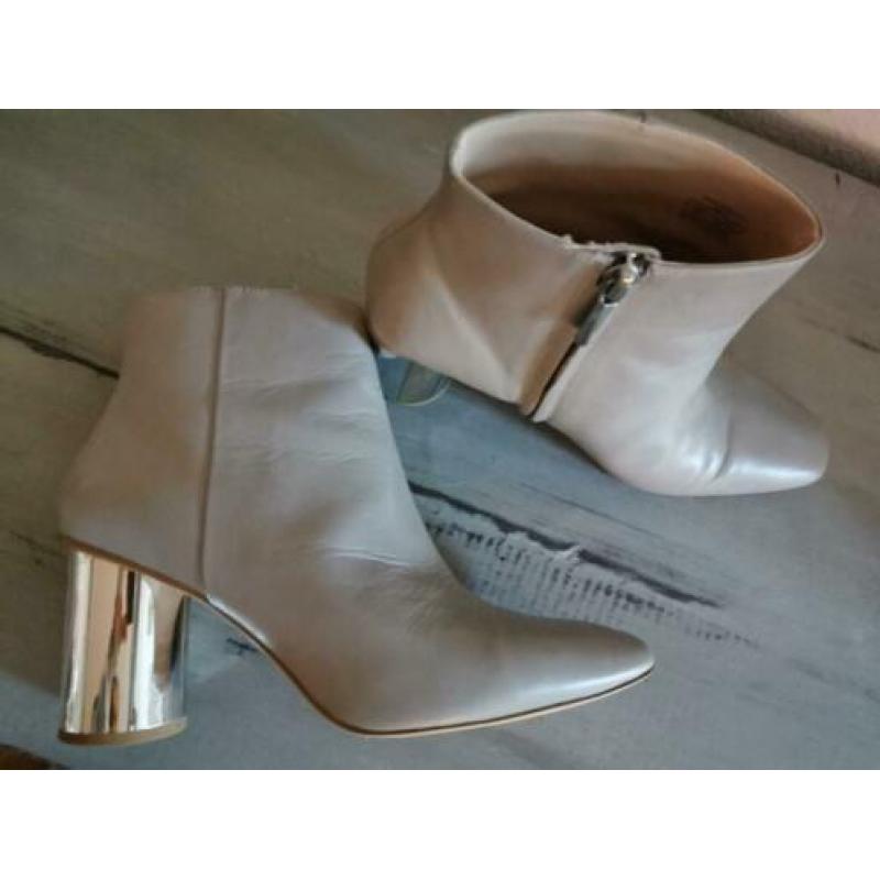 Zara nude laarsjes echt leer 40 ronde blok metallic hak zgan
