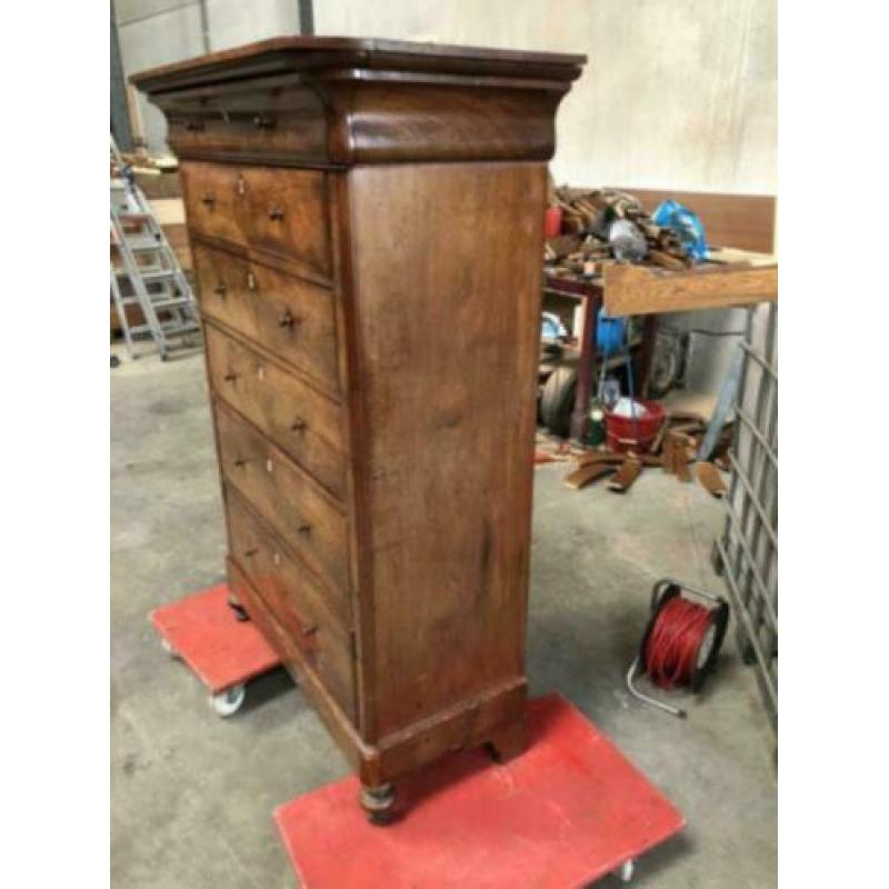 Biedermeier antieke kast. Zie foto’s.