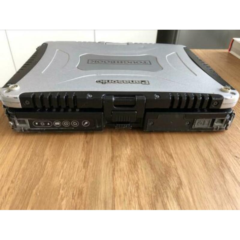 Panasonic CF-19 Toughbook