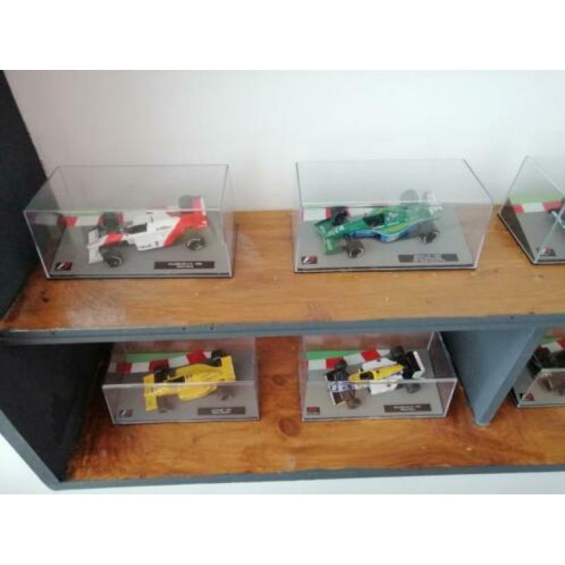 complete formule 1 collectie te koop 1.43 1.18 petje enz