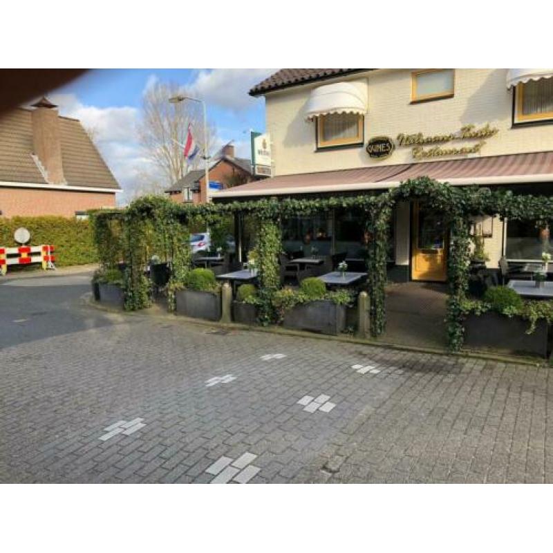 Bloembakken met beplanting 6 groten 6 kleinen