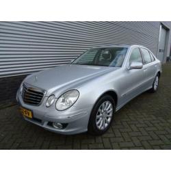 Mercedes-benz E-KLASSE E 200 KOMPRESSOR ELEGANCE AUT,NAVI,LE