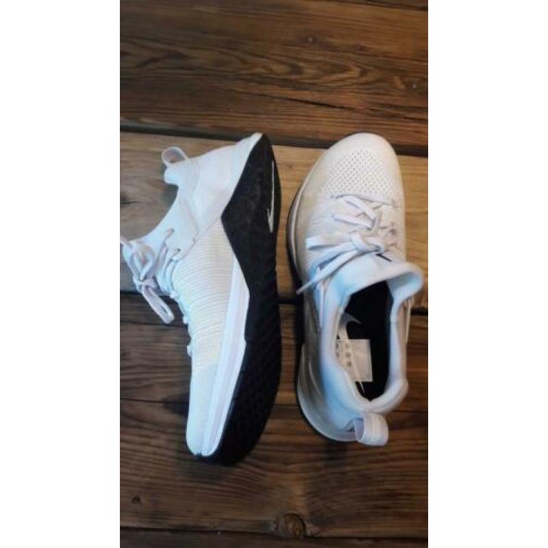 Nike metcon dsx flyknit 3 ,maat 37,5 en 40