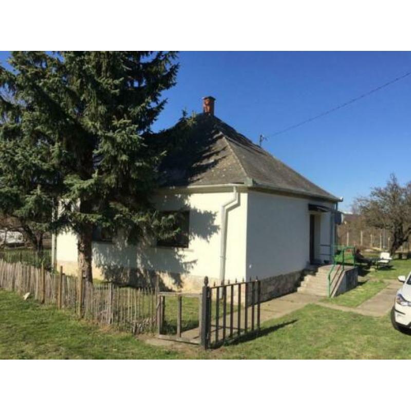Gerenoveerd huis Nyul, Hongarije
