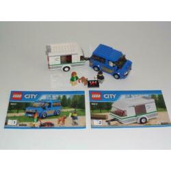 Lego 60117 Van & Caravan met boekjes Als nieuw