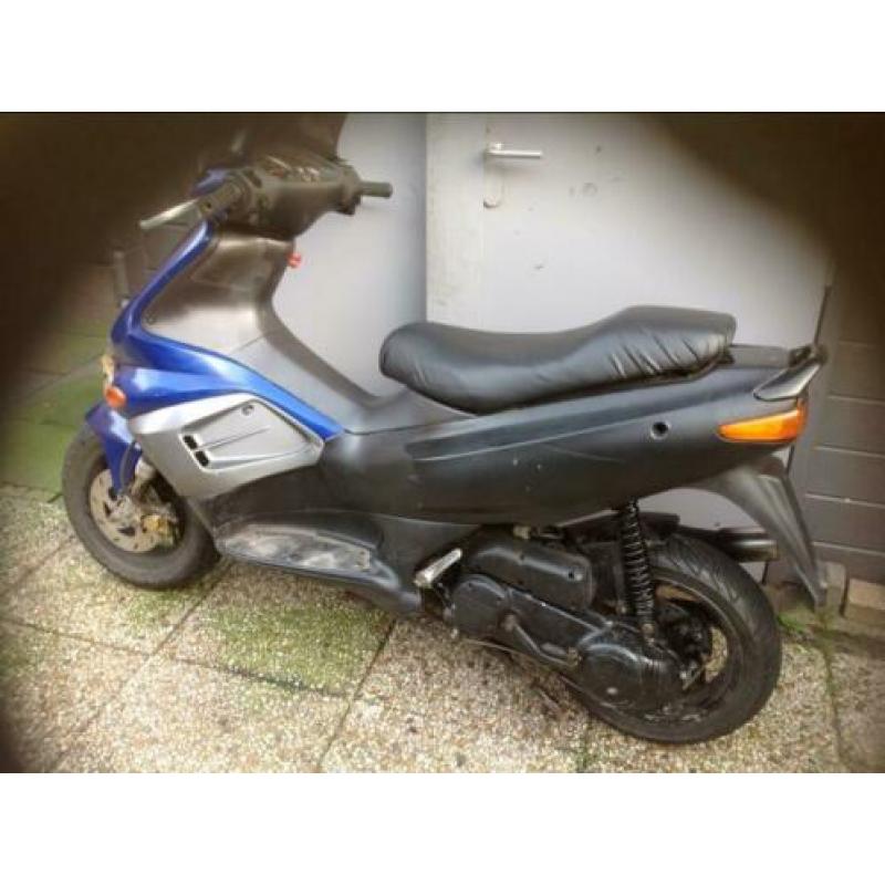 Gilera runner voor onderdelen loop of sloop geen kenteken