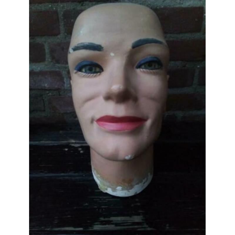 vintage oude etalagepop hoofd man met glazen ogen
