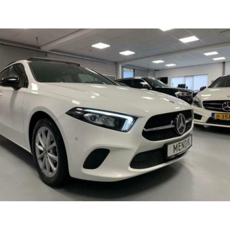Mercedes-Benz A-Klasse 180 Prestige Virtual Navi Panoramadak