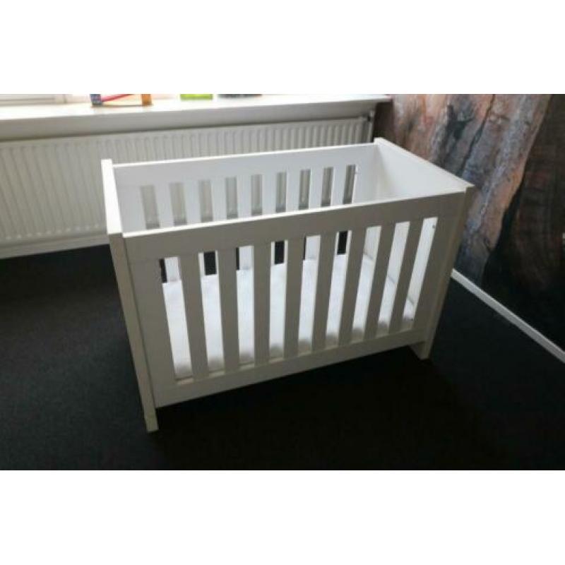 Ledikant Step (wit)