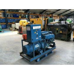 Deutz F4L 912 Piller 43 kVA generatorset met ATS