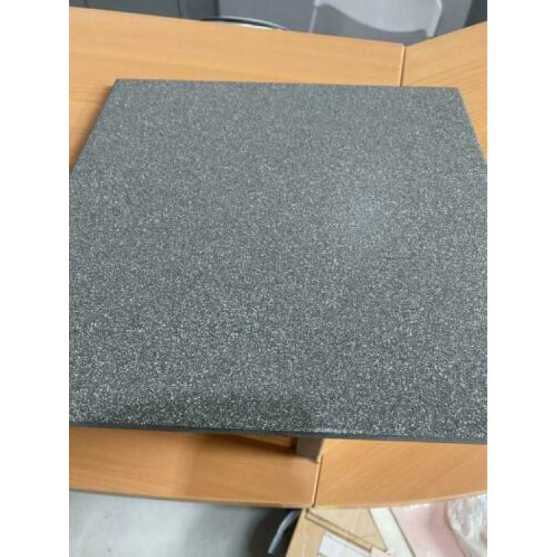 Wand- vloertegel. Ruim 7m2