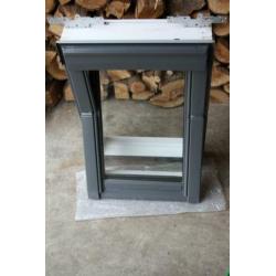 velux dakraam GGL CK02 2070Q 55x78 cm en EDW gootstukken