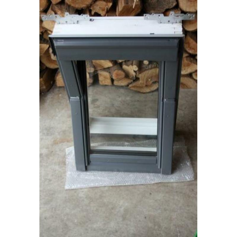 velux dakraam GGL CK02 2070Q 55x78 cm en EDW gootstukken