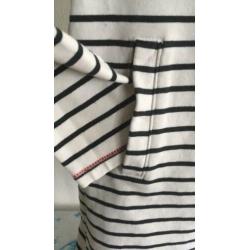 Jurkje 122/128