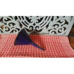 Grote antieke trechter kobalt blauw