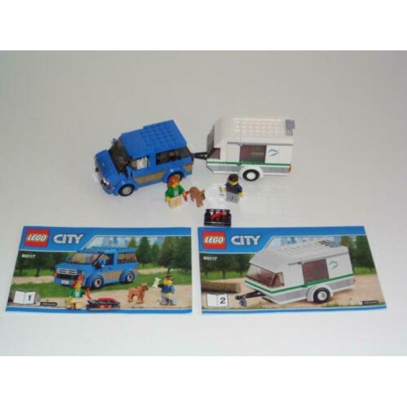 Lego 60117 Van & Caravan met boekjes Als nieuw