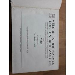 Oud boek met melodieën van psalmen van J. Worp