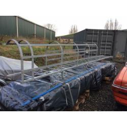 Brandtrap staal 535cm hoog gegalvaniseerd