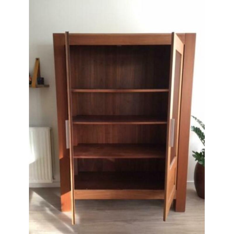Salontafel + vitrinekast + dressoir