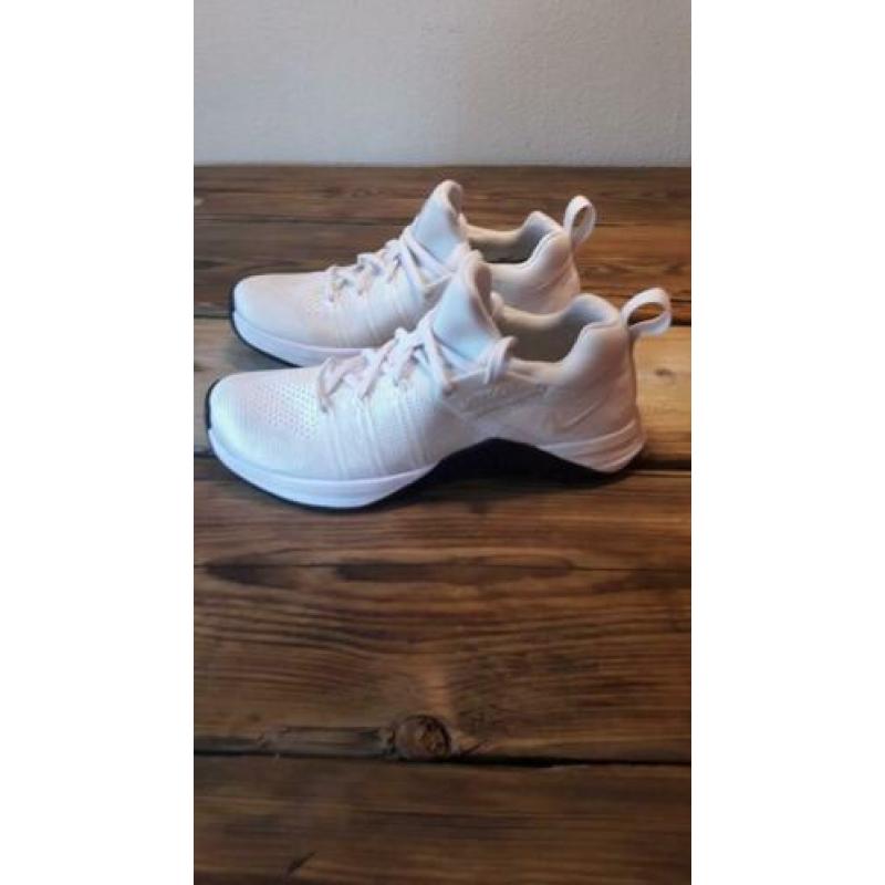Nike metcon dsx flyknit 3 ,maat 37,5 en 40