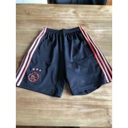 Zgan Ajax tenue 176/164 origineel
