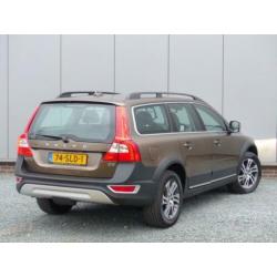 Volvo XC70 D3 AUT FWD Limited Edition Leer / Xenon / Trekhaa