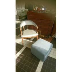 Brocant stoeltje en gratis hocker