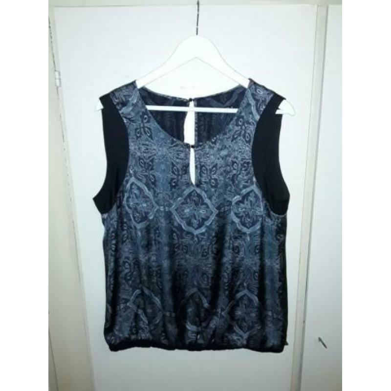 Te koop top van expresso, maat 46
