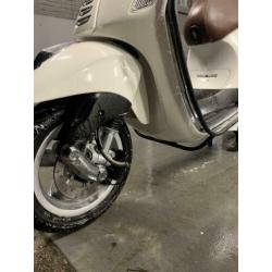 Piaggio Vespa Primavera blauw kenteken (3500 km)