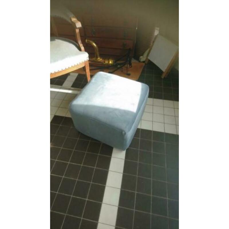 Brocant stoeltje en gratis hocker
