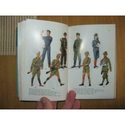 Uniformen in kleur