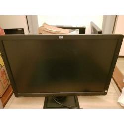 hp 22 inch monitor-hp LE2201w-goedwerkend
