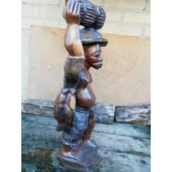 Antieke sculptuur Afrikaanse visser. 48 cm.