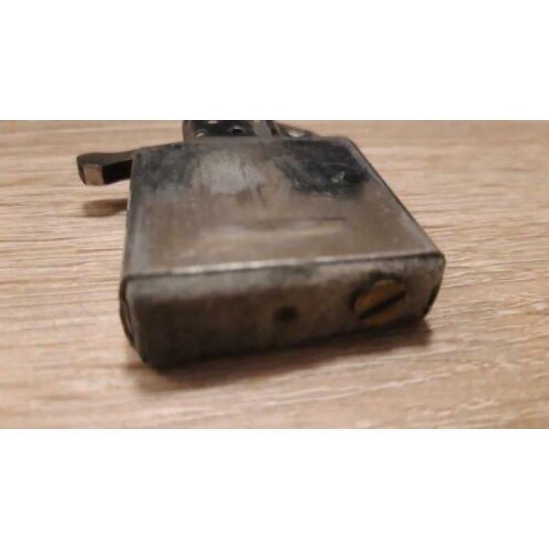 Zippo met tekst, zie foto's