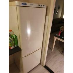 Zanussi koel/vries cominatie.